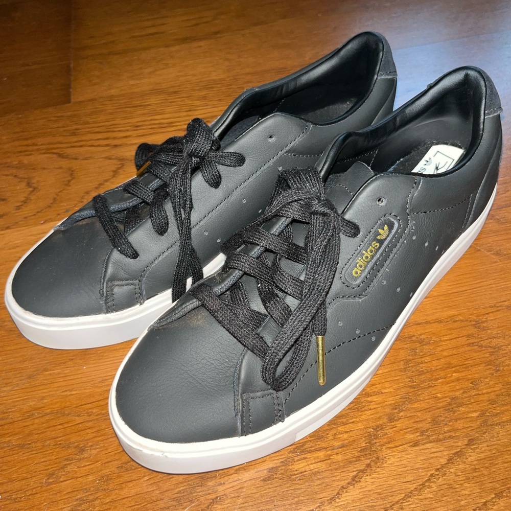 W Adidas Sneakers
